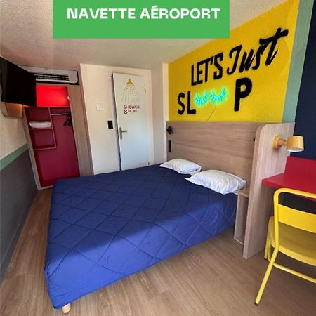 Premiere Classe Aeroport Marseille Vitrolles  Bagian luar foto