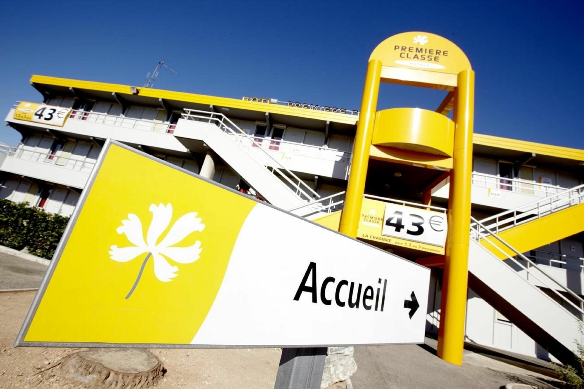 Premiere Classe Aeroport Marseille Vitrolles  Bagian luar foto